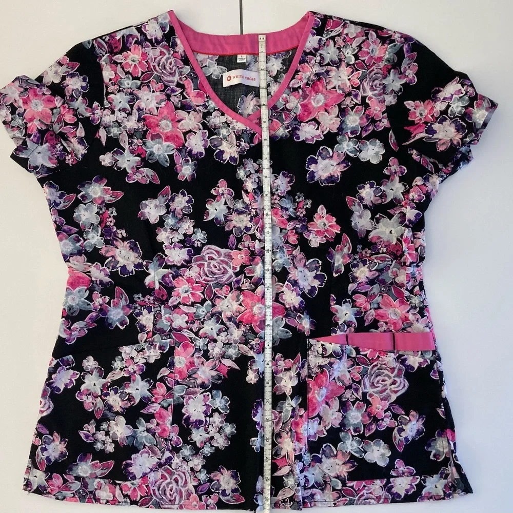 SCRUB TOP - Picture 2 of 4